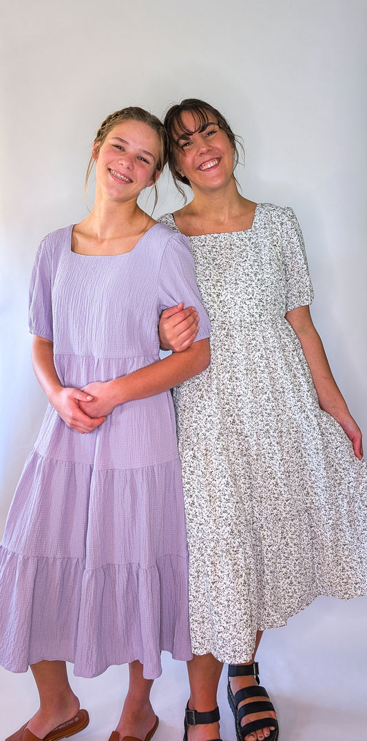 'Vivian' Square Neck Midi Dress in Lavender