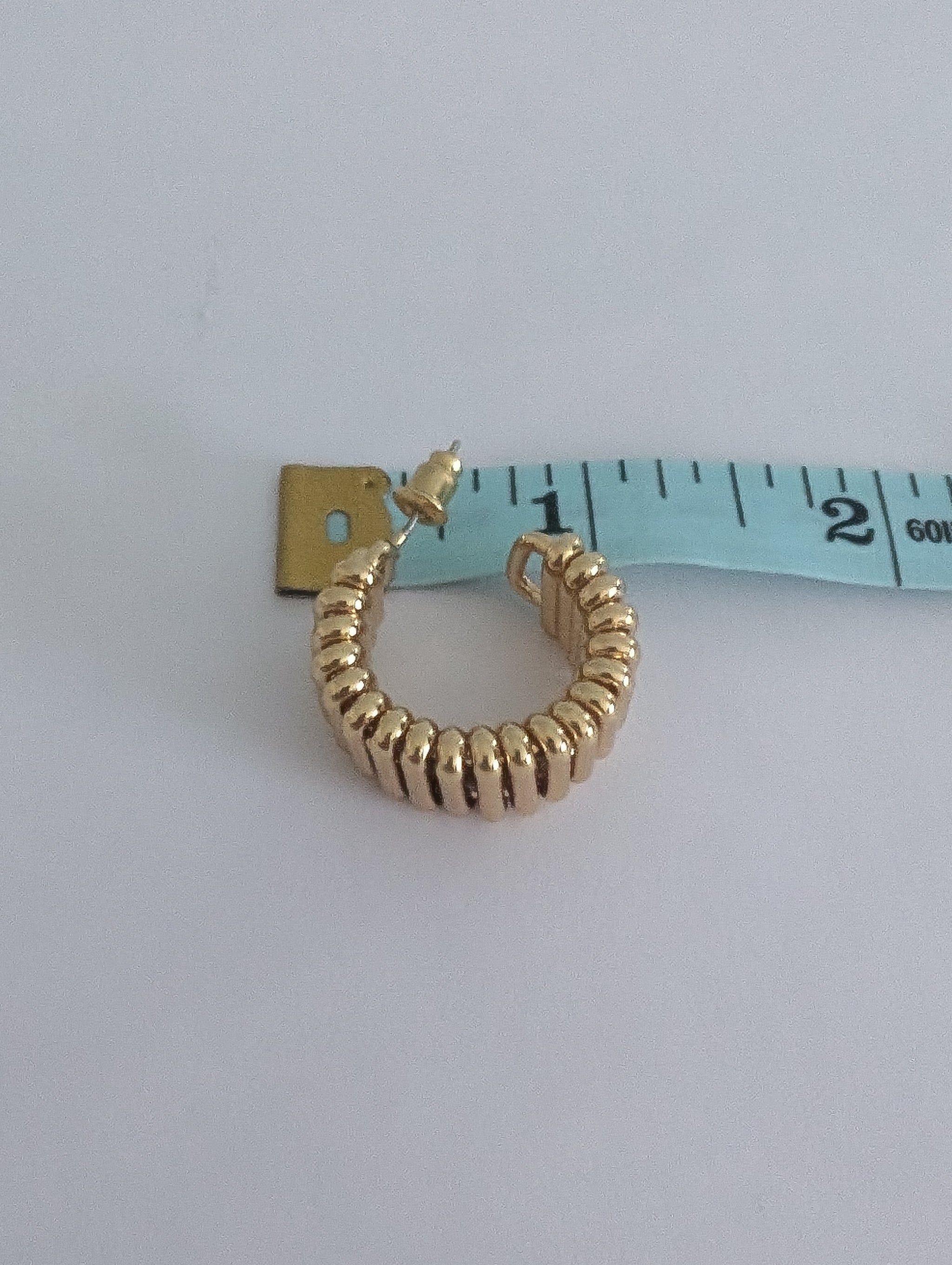 Woven Hoop Earrings in Gold