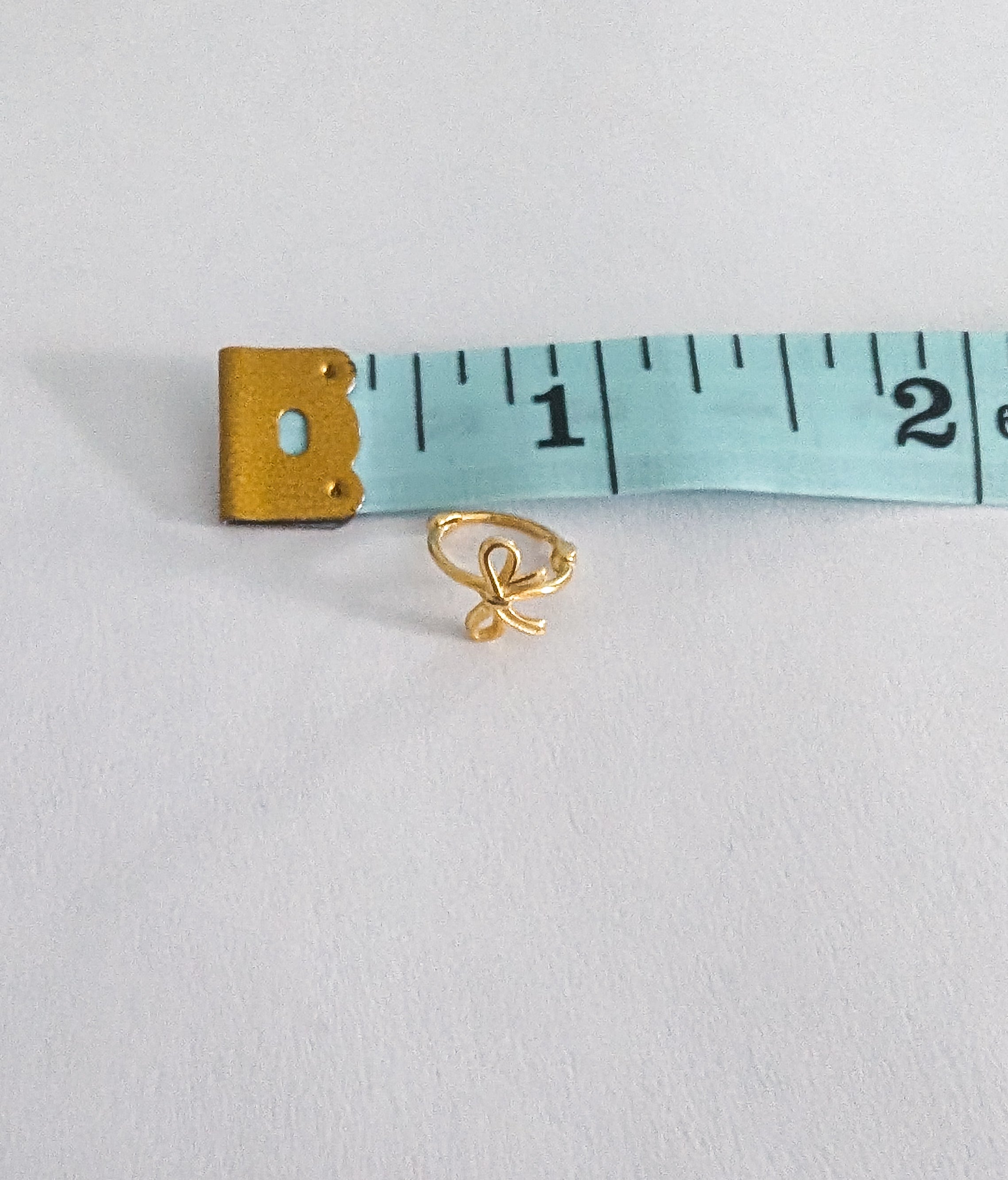 Small Bow Earrings in Gold