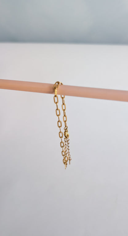 Paperclip Chain Bracelet in Gold