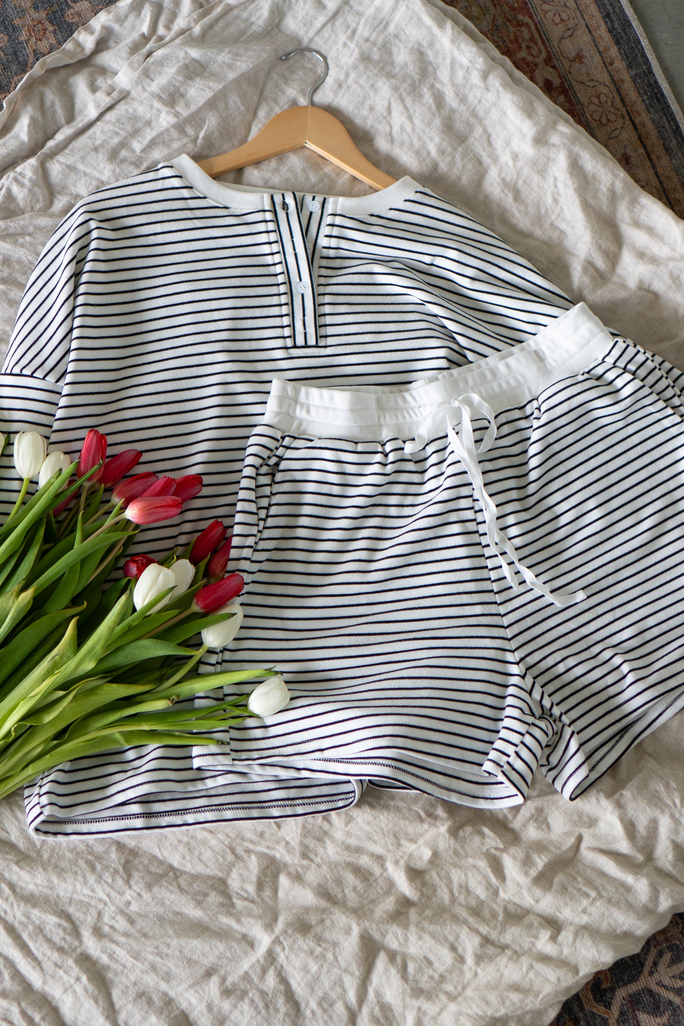 'Dani' Relaxed Shorts in Ivory