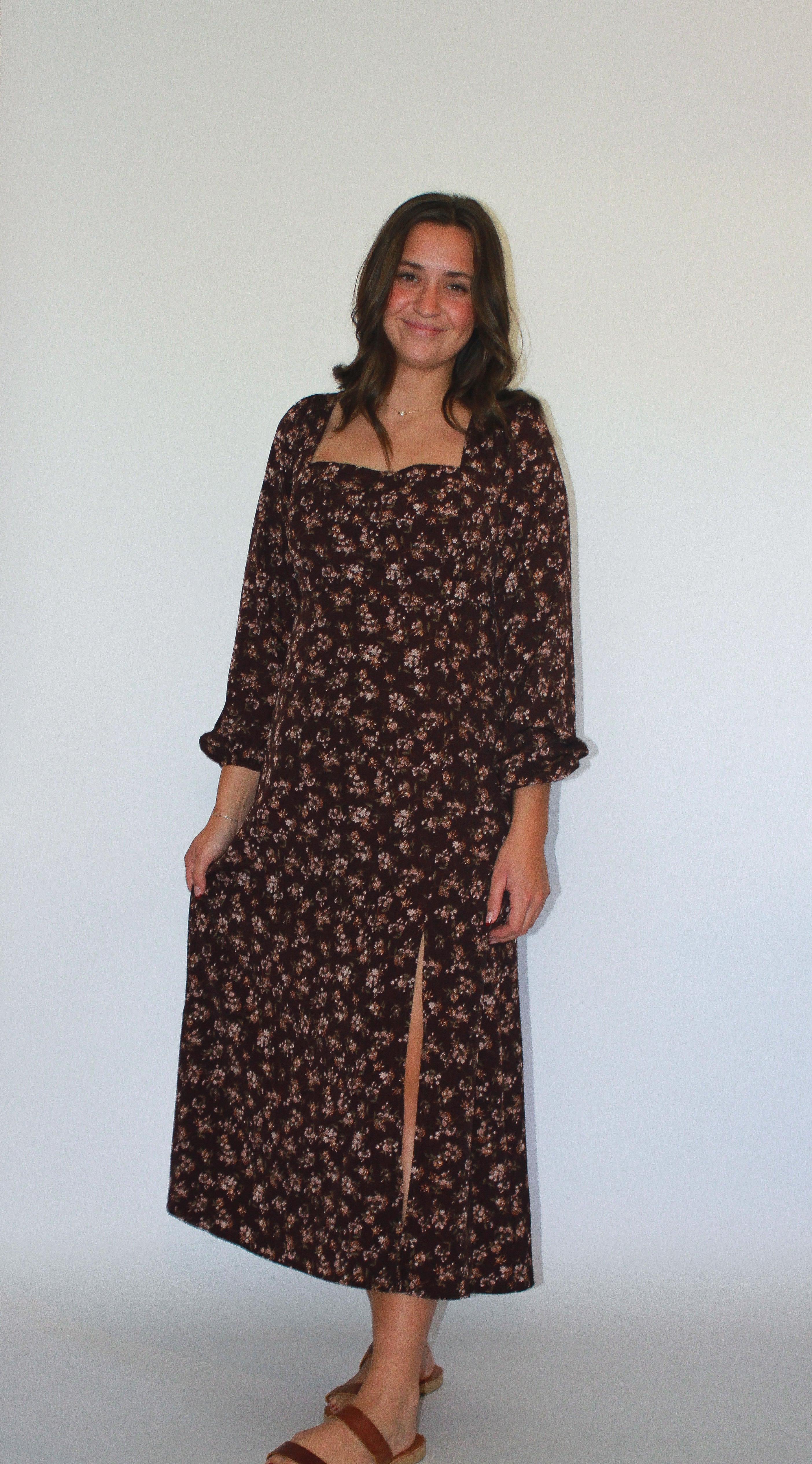 'Rosalie' Square Neck Midi Dress in Dark Burgundy