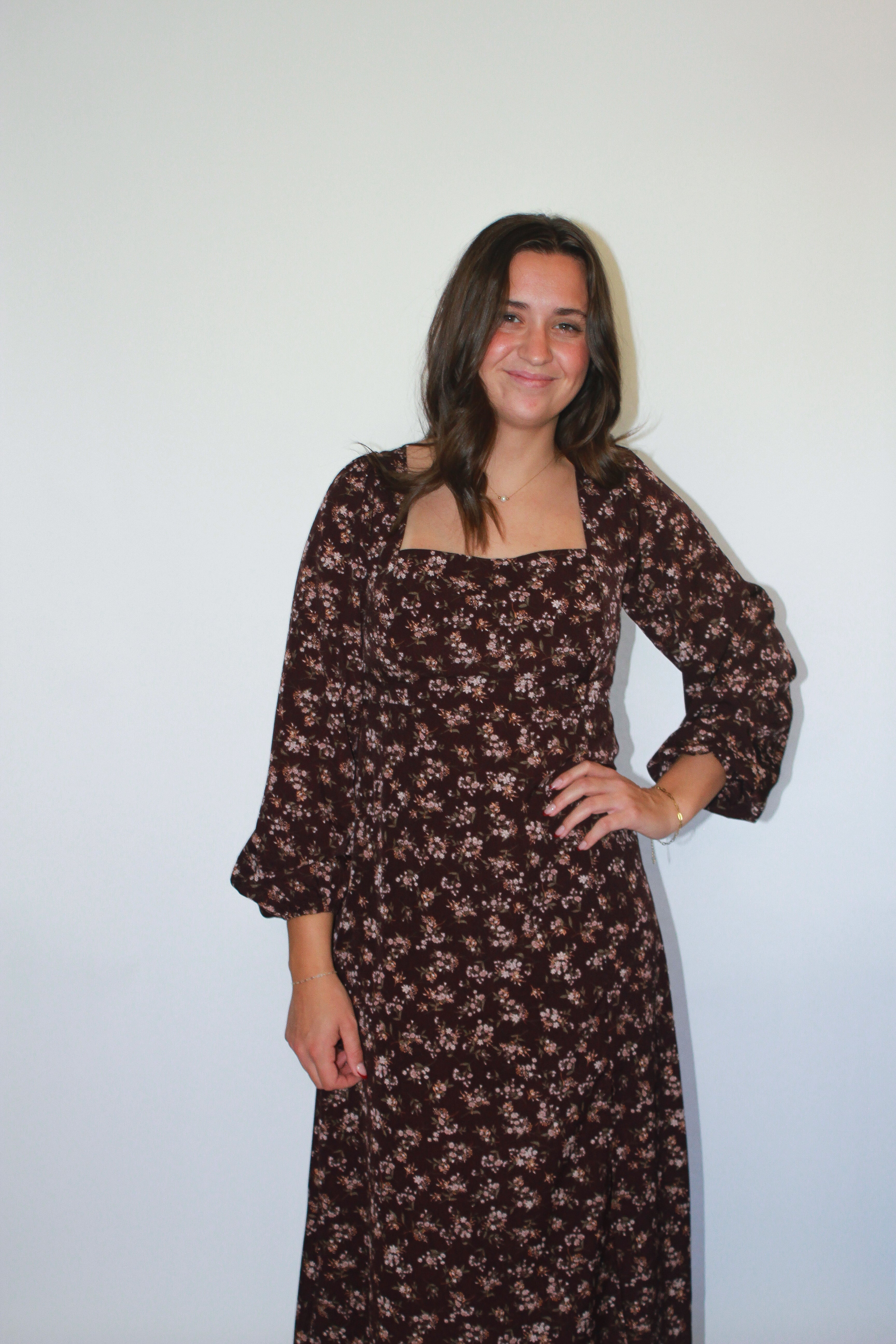 'Rosalie' Square Neck Midi Dress in Dark Burgundy