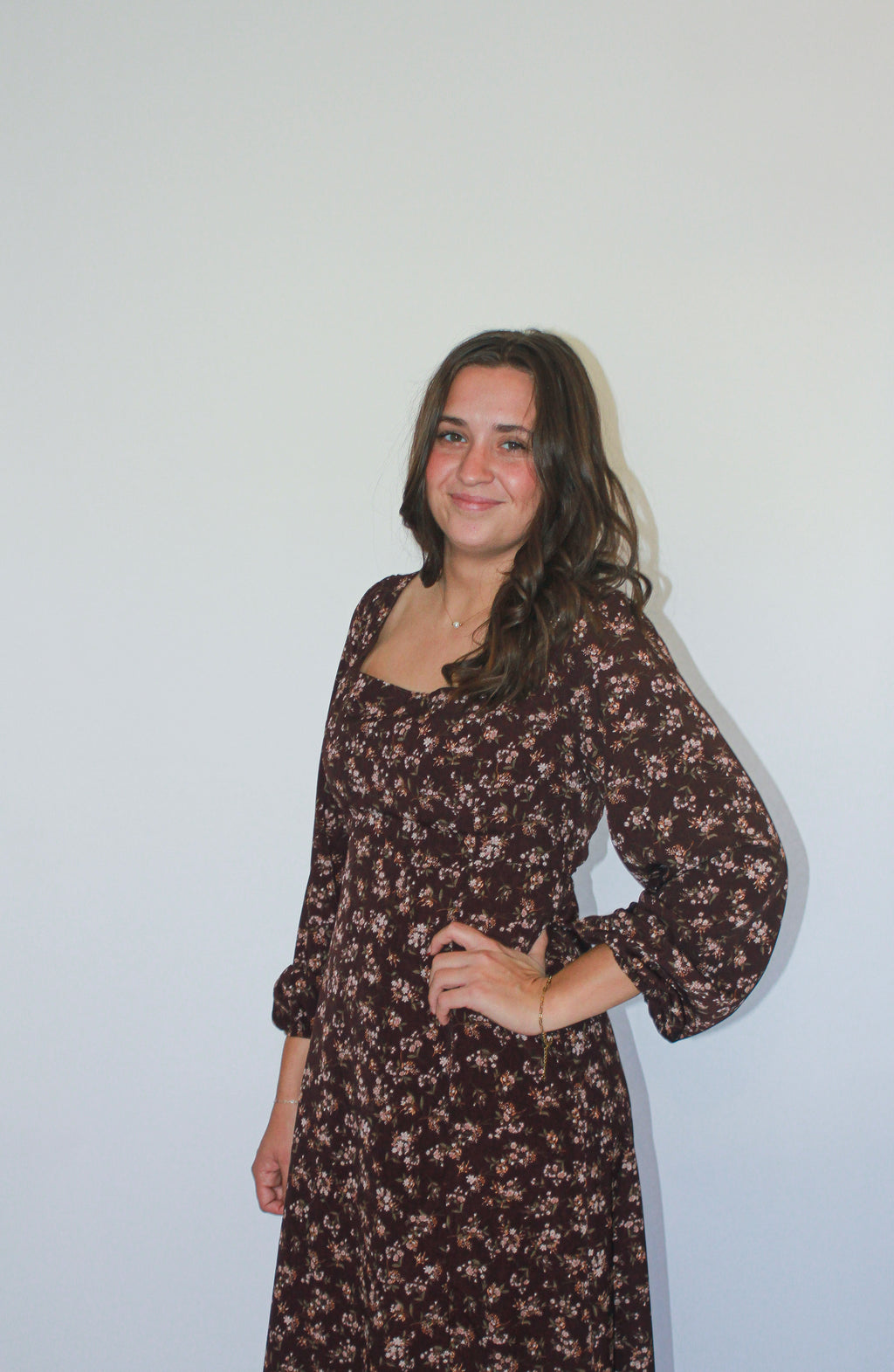 'Rosalie' Square Neck Midi Dress in Dark Burgundy