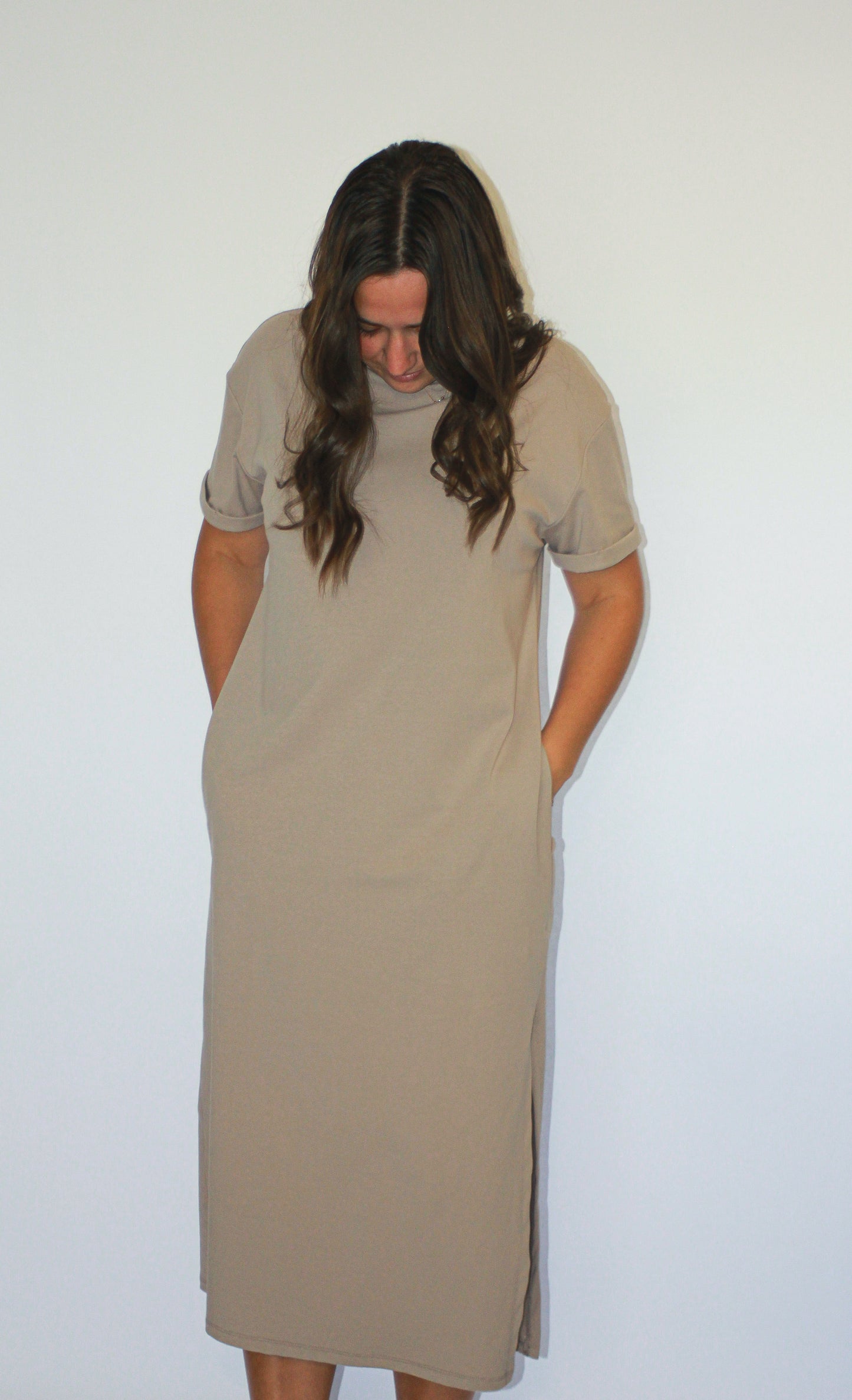 Jaya Tee-Shirt Midi Dress in Stone