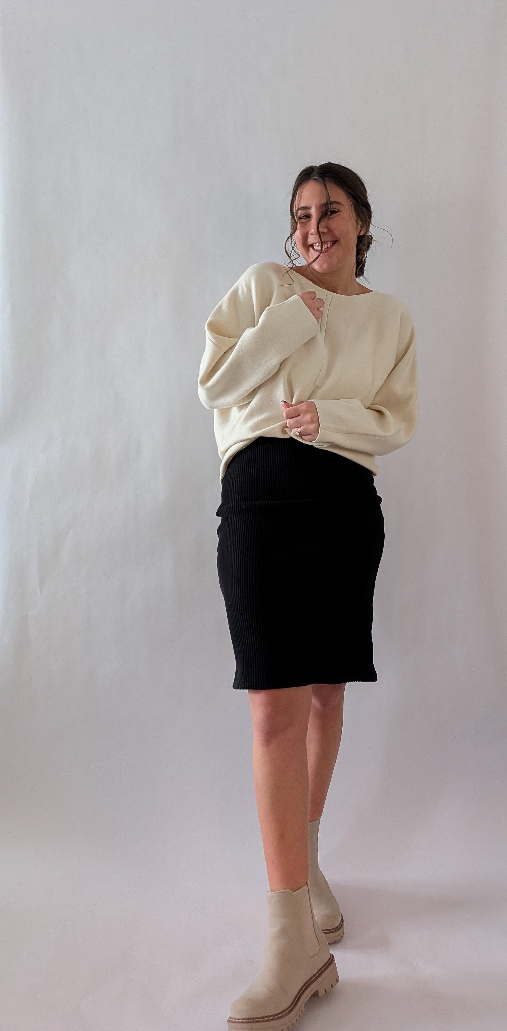 'Avey' Dolman Shoulder Sweater in Ivory