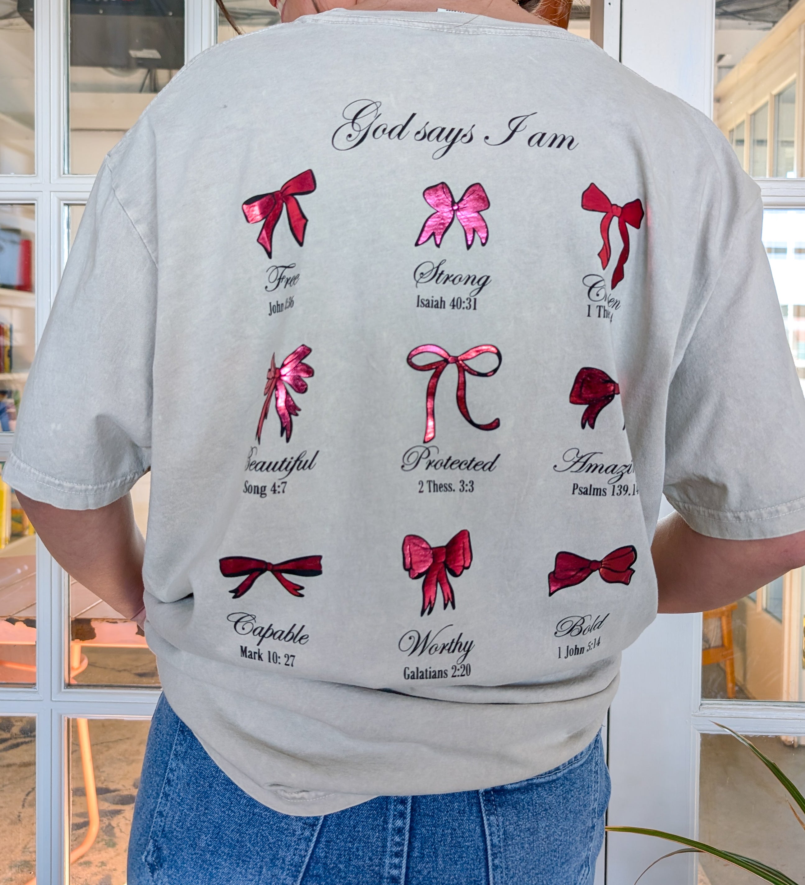 God Says I Am Oversized Graphic Tee