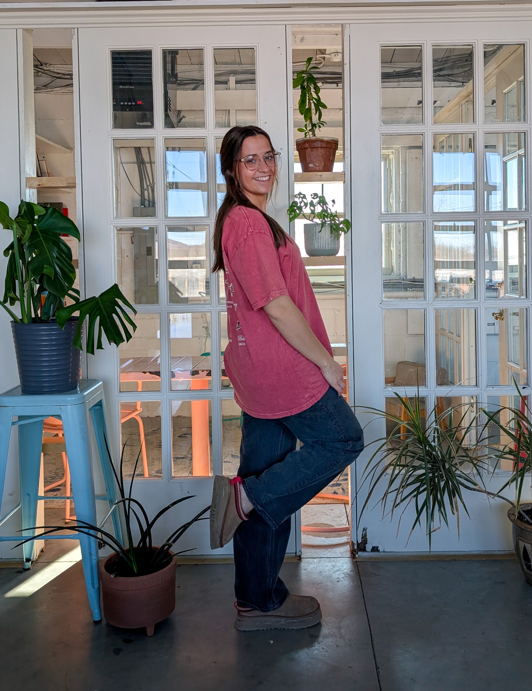 God Says I Am Oversized Graphic Tee