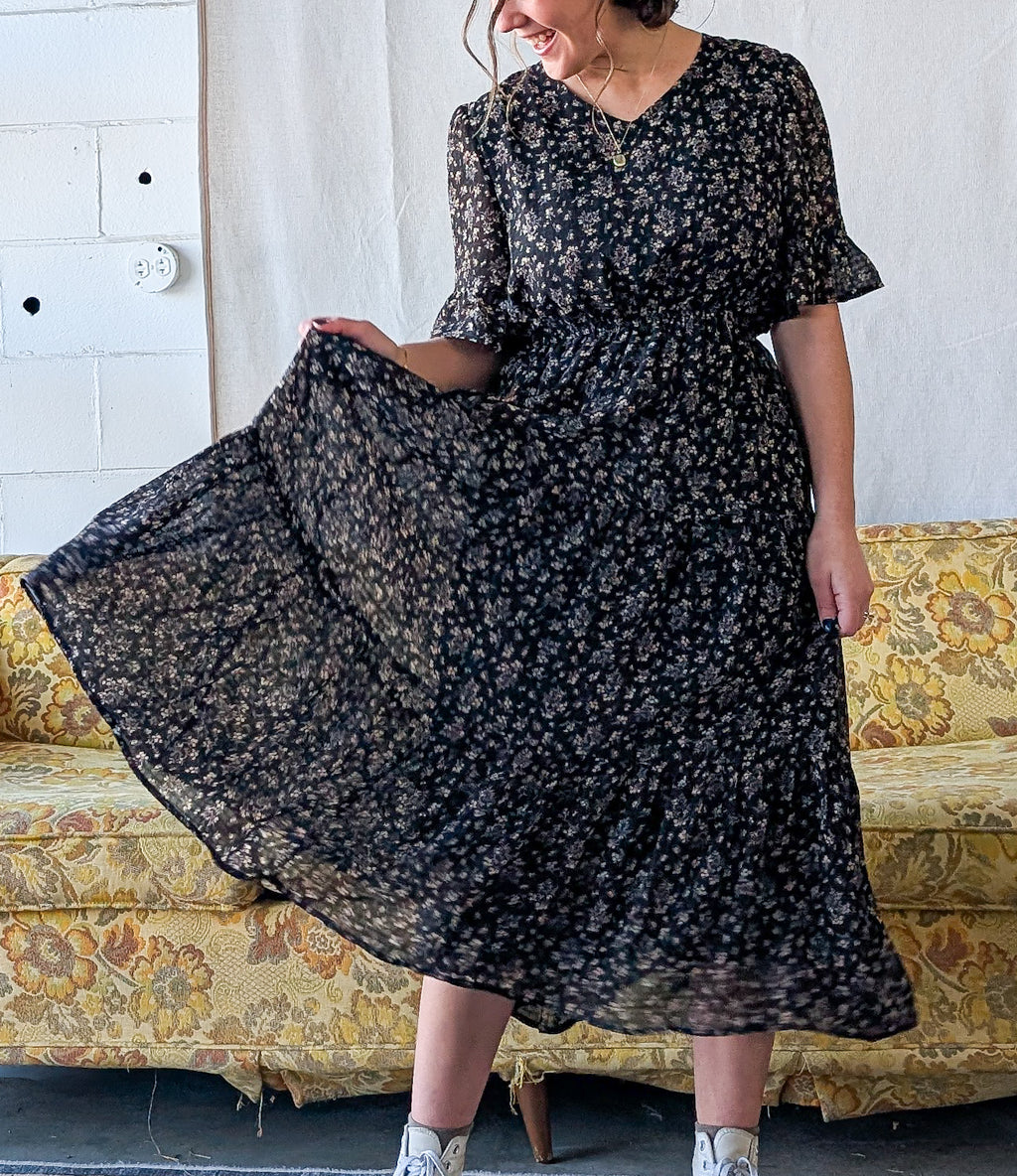 'Estelle' Floral Midi Dress in Black