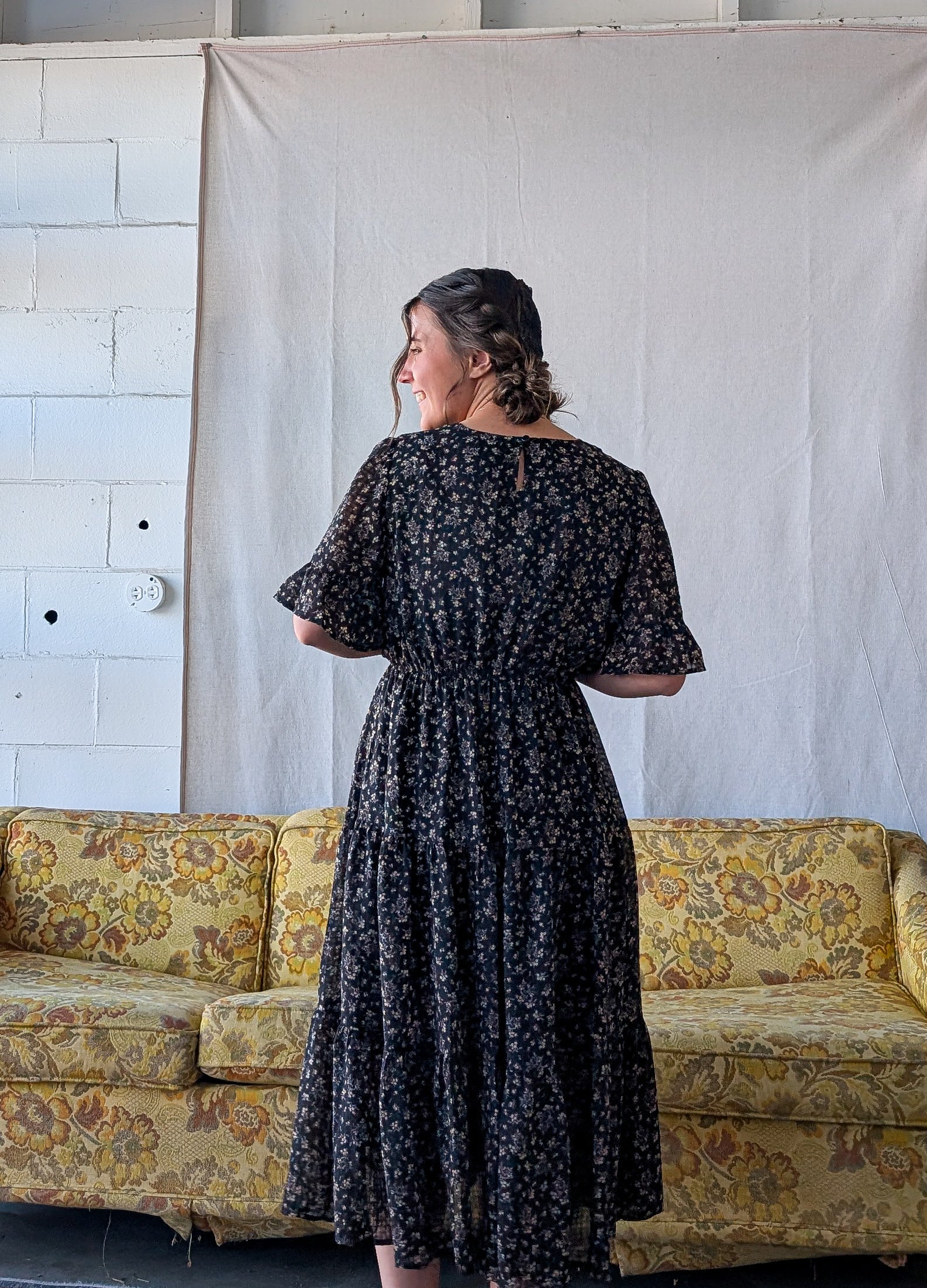 'Estelle' Floral Midi Dress in Black