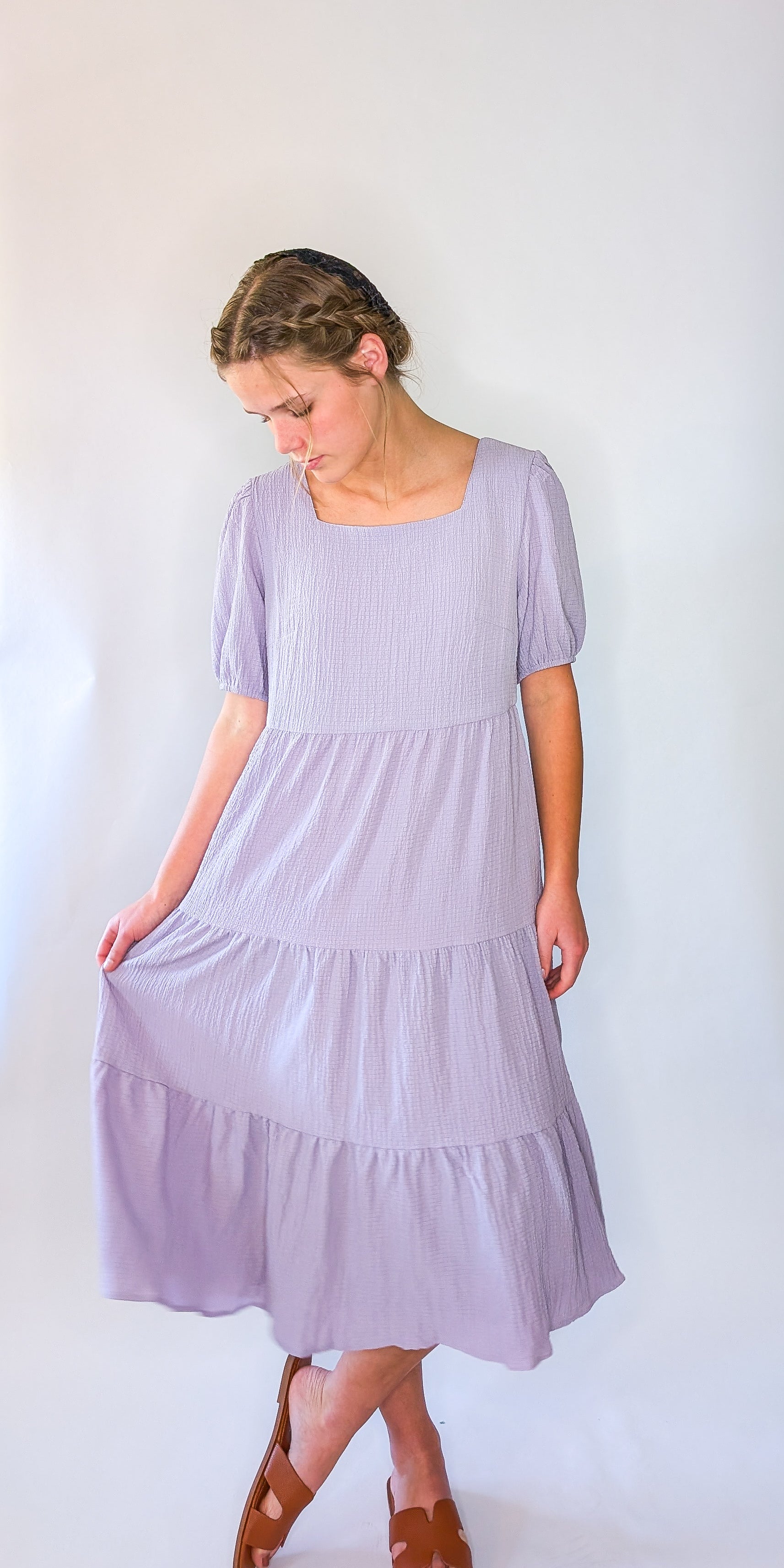 'Vivian' Square Neck Midi Dress in Lavender