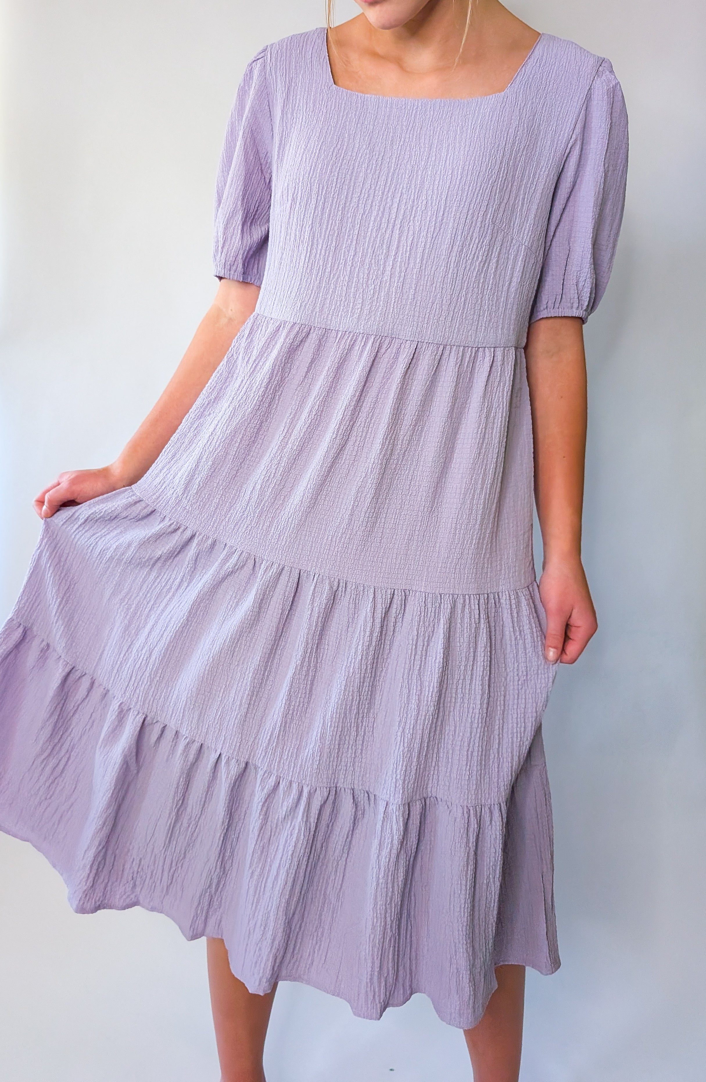 'Vivian' Square Neck Midi Dress in Lavender