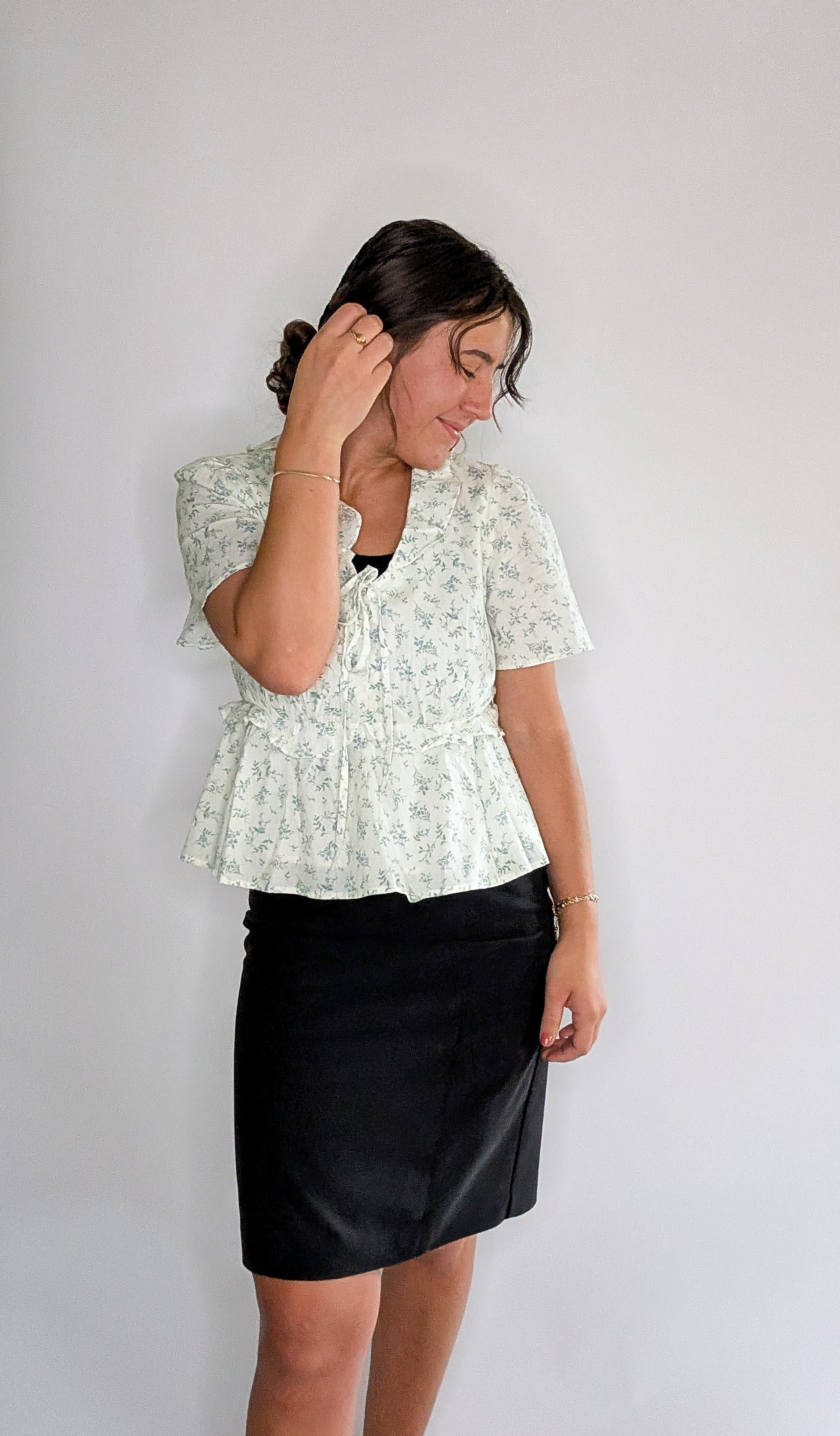 'Violet' Floral Top in Cream