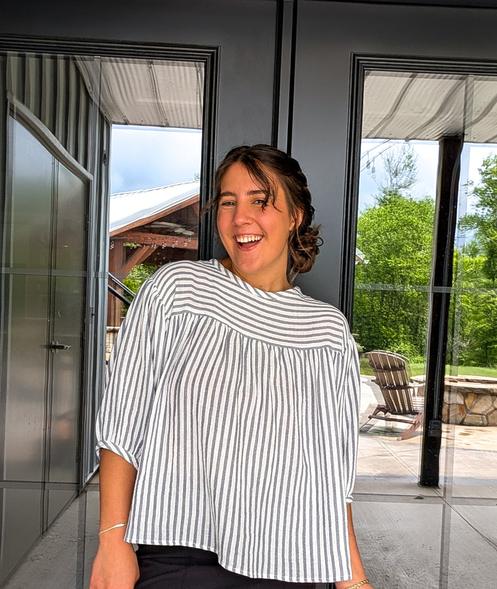 'Lana' 3/4 Sleeve Top in Navy