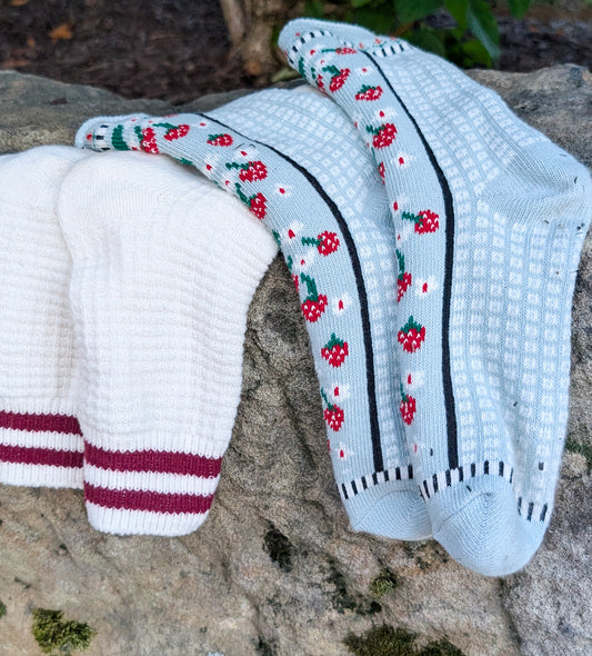 Waffle Knit Socks in Ivory