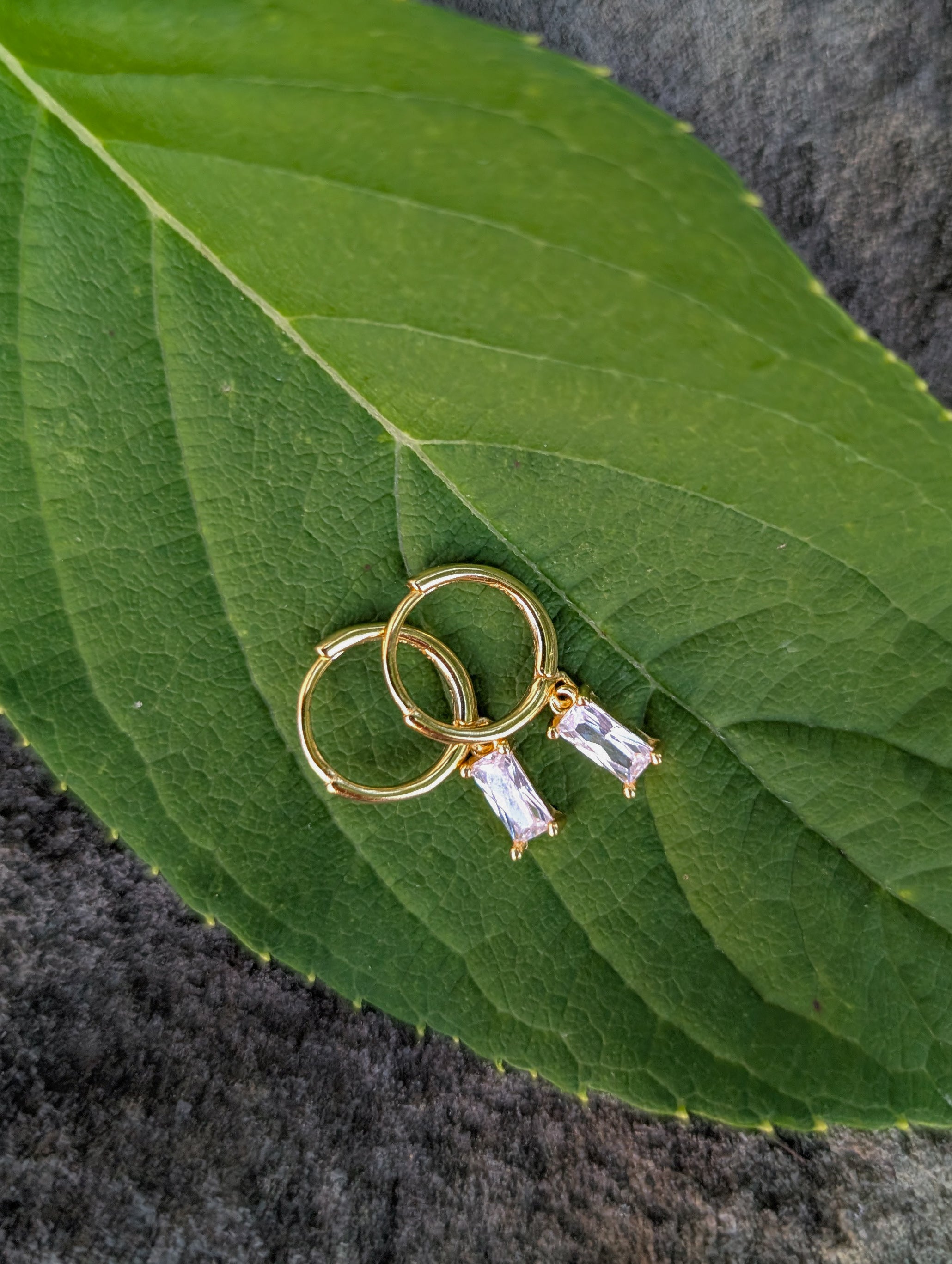 Dimond Dangal Earrings