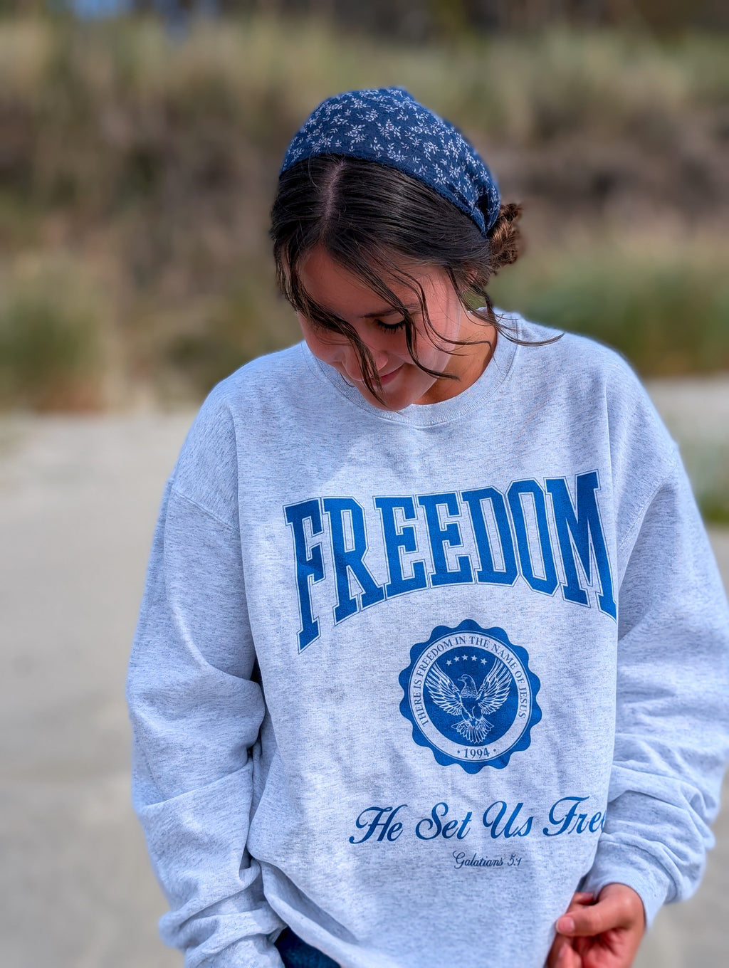 Freedom Pullover in Soft Grey