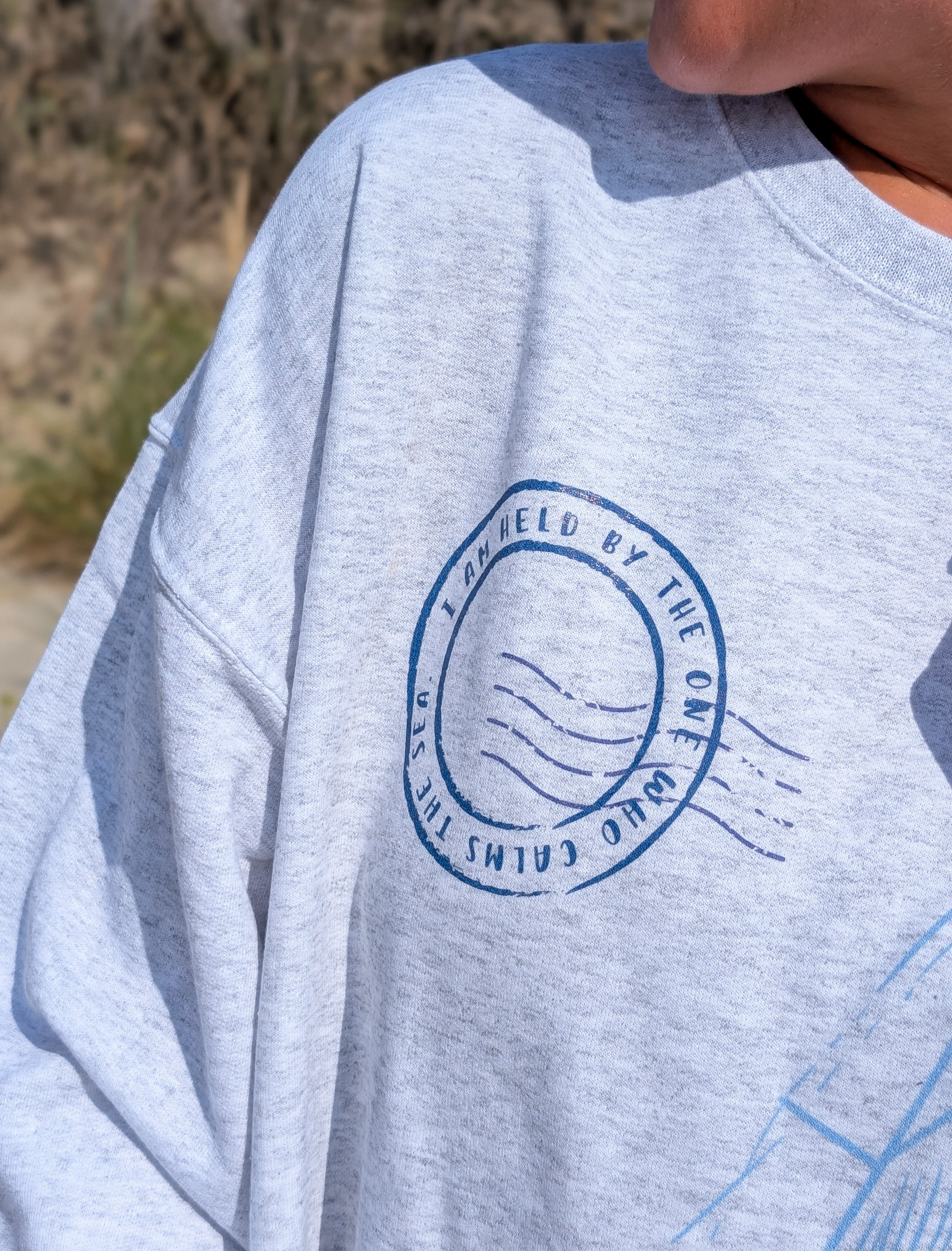 I am Held Pullover in Soft Gry