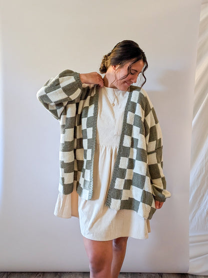 'Lauren' Checkered Cardigan in Olive