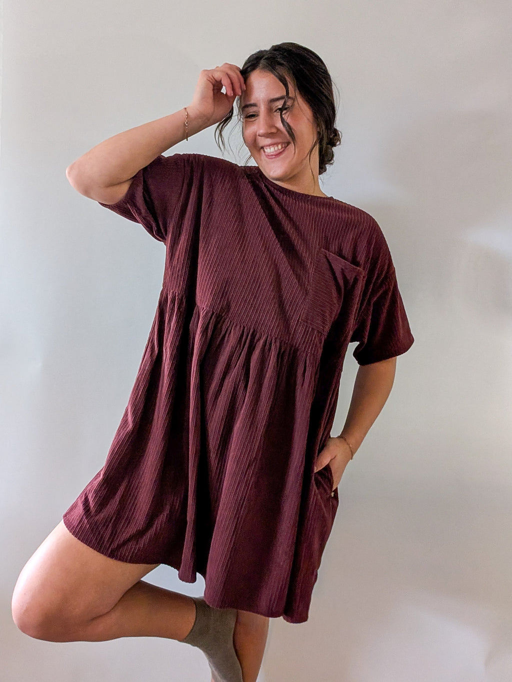 'Wyatt' Cordery Midi Dress in Burgundy