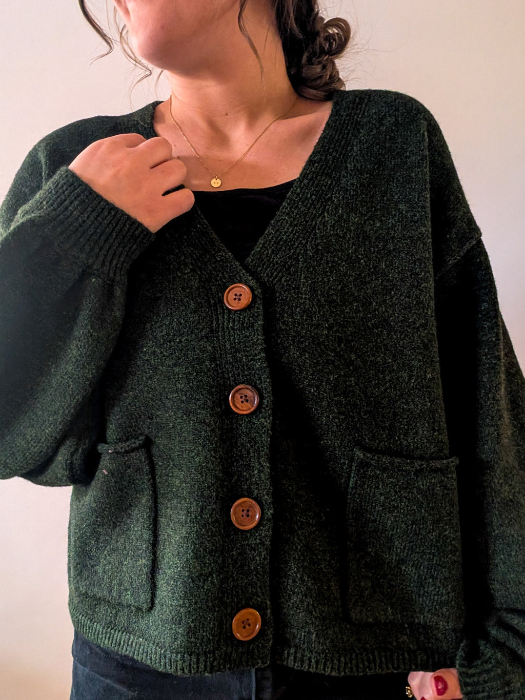 'Archer' V-Neck Cardigan in Dark Green