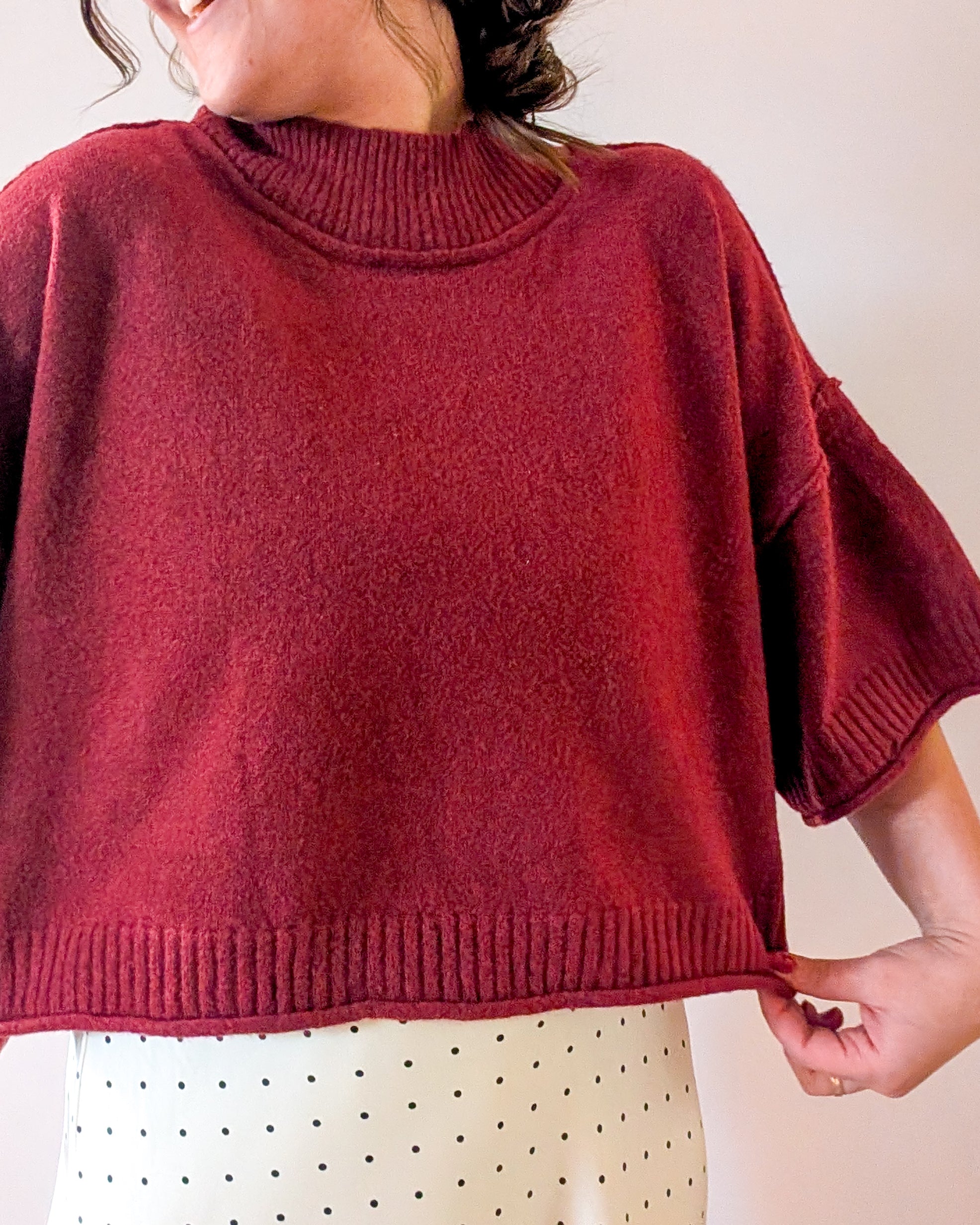 'Jaden' Cropped Mock Neck Top in Wine