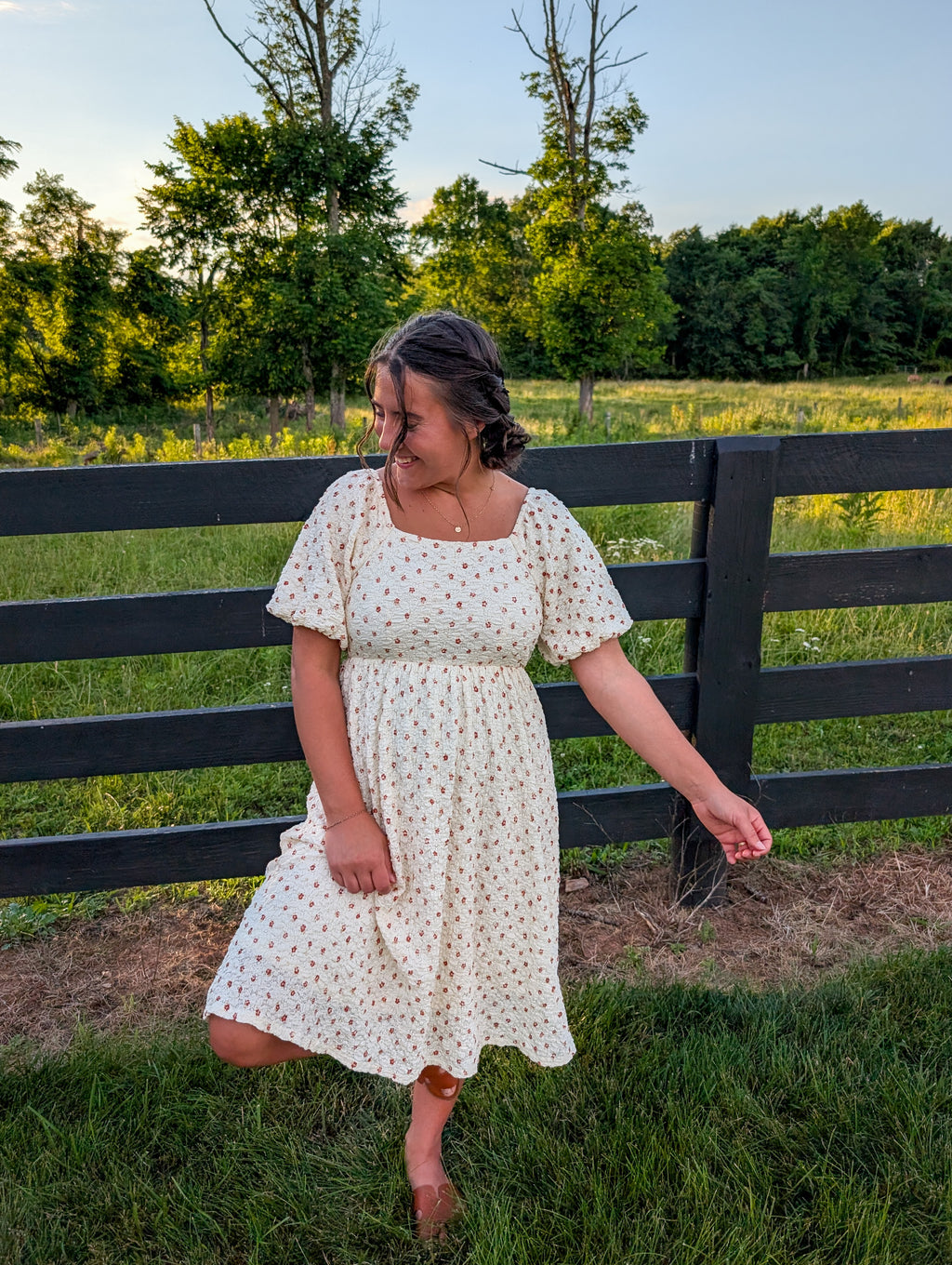 'Becky' Floral Print Midi Dress in Cream